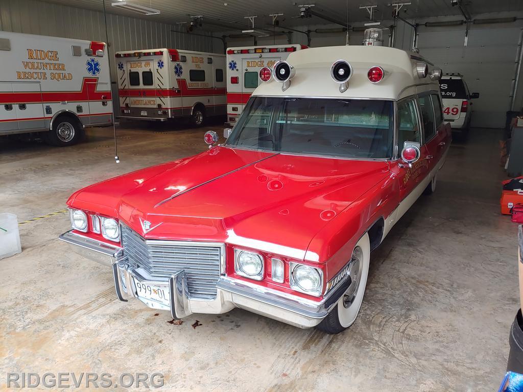 Ambulance 48 (Caddy). 1972 Miller Meteor Cadillac.